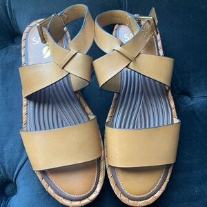 Franco Sarto new camel sandals size 8